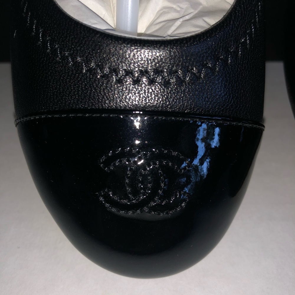Chanel Pumps - Picture 7 of 8